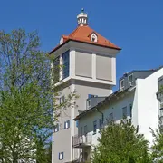 Perspektive auf die Außenfassade vom Wasserturm in Erding