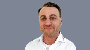 Photo de portrait de Christoph Bertschi, responsable de la planification à Weiach