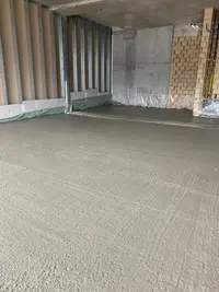 Nivellement du sol réalisé à l'intérieur