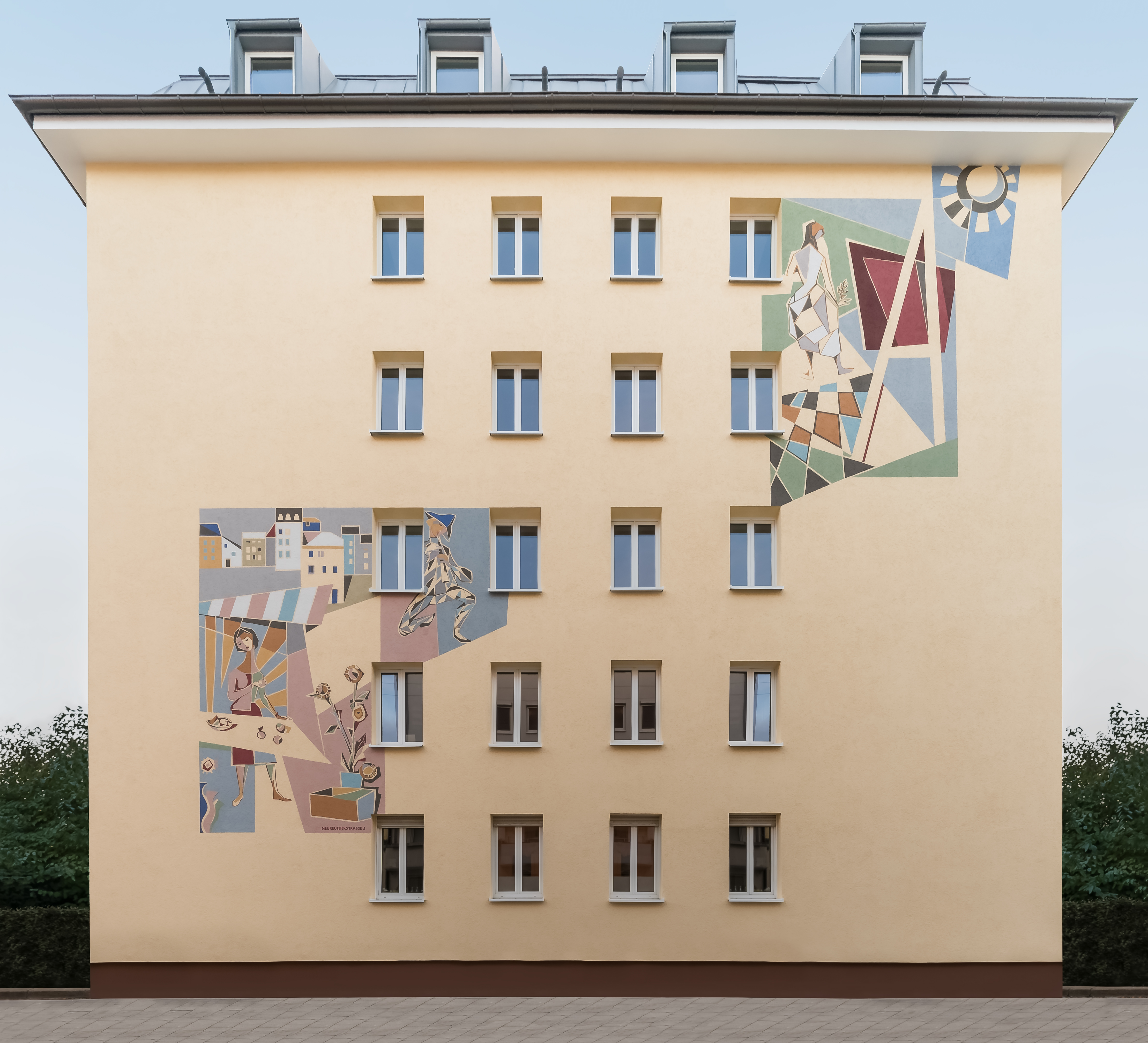 Das sanierte Mehrfamilienhaus in München