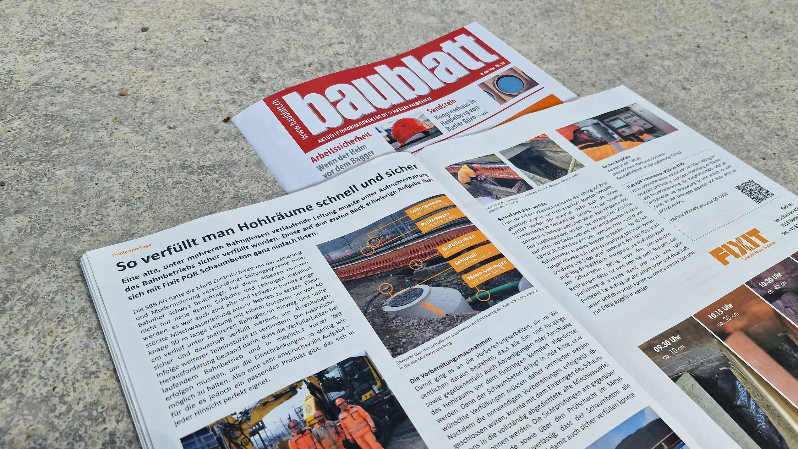 Couverture du magazine « Baublatt » avec l'article ouvert sur le remplissage des conduites avec Fixit POR à la gare de Schwyz
