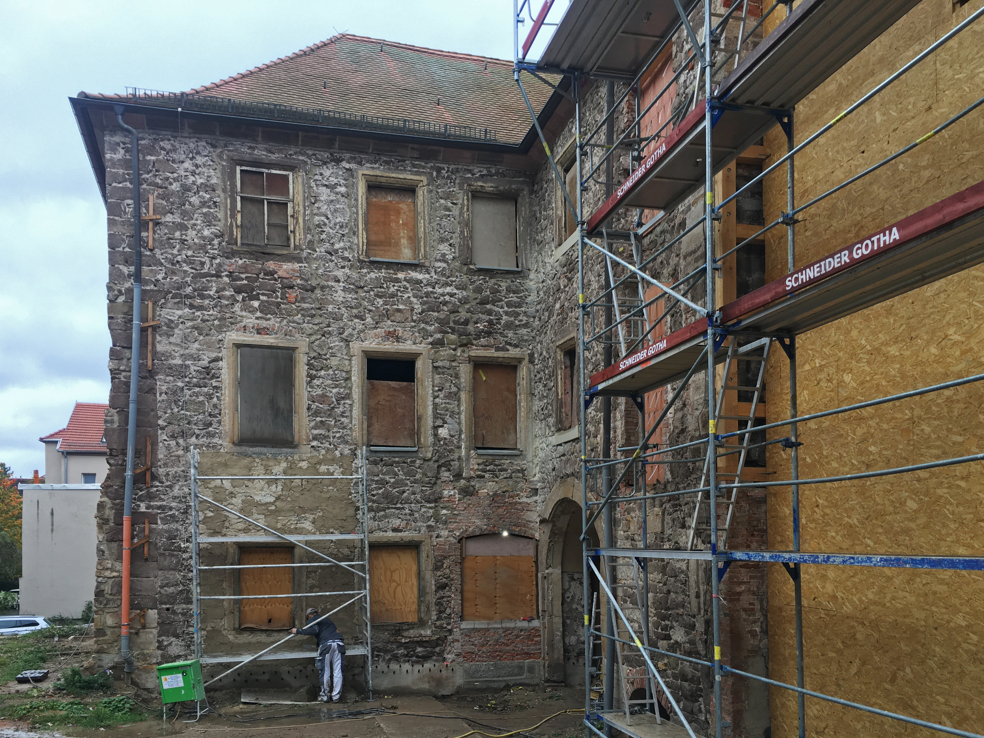 Außenansicht des Amtshauses in Gotha vor der Sanierung