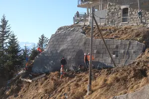 Sicherung Natursteinmauer Stanserhorn