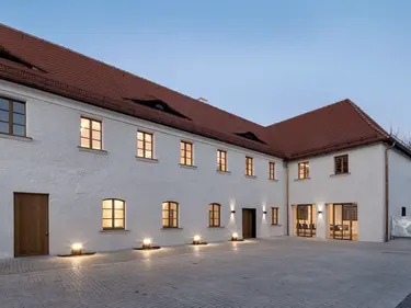 Ecological lime plasters for the old monastery brewery in Neumarkt