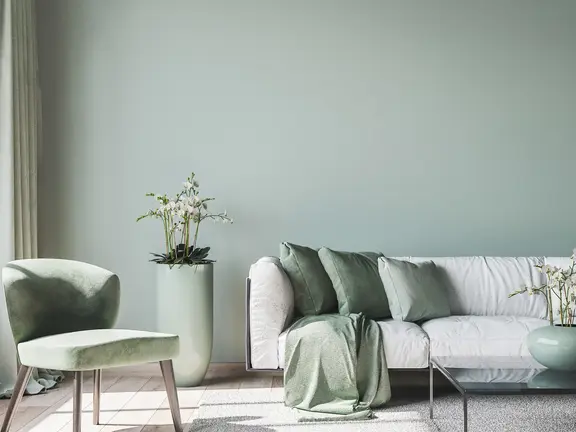 Hellgestaltetes Wohnzimmer