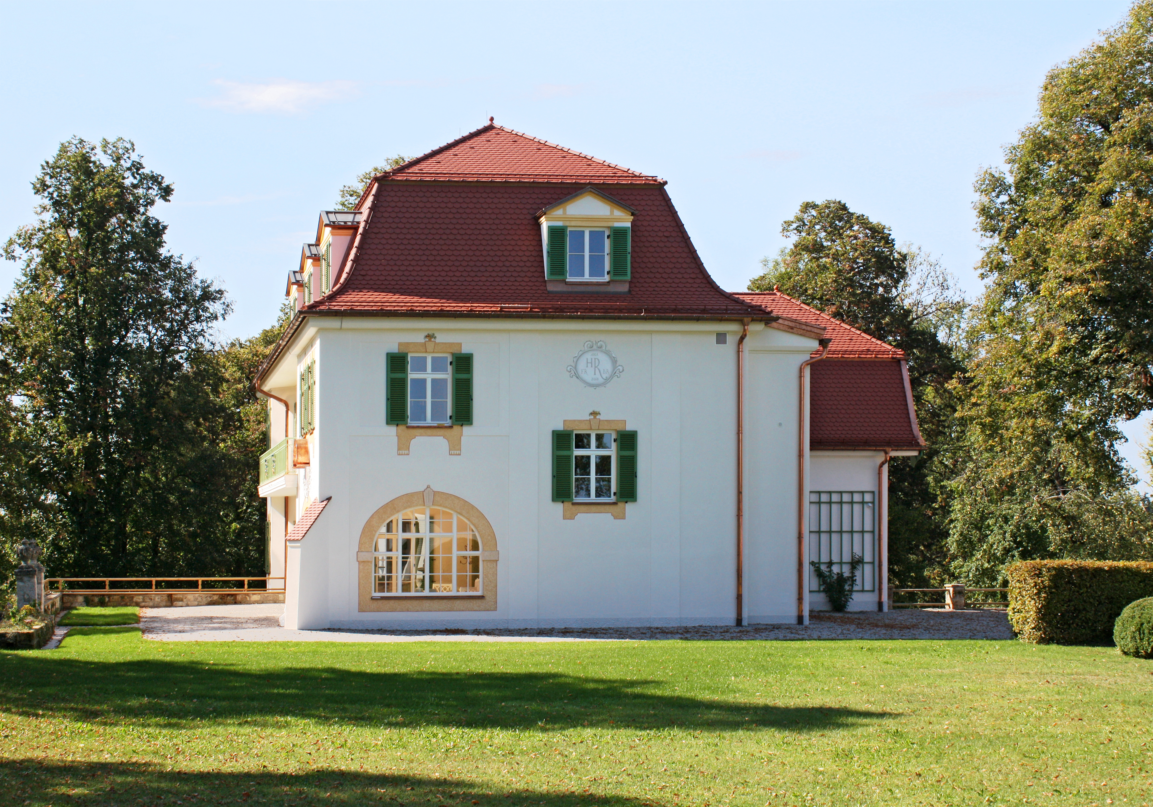 Seitenansicht der Gabriel von Seidl-Villa