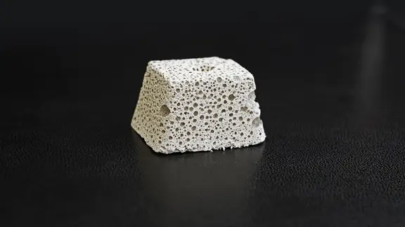 Aerogel-Dämmputz-Würfel