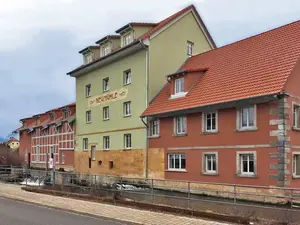 Außenansicht der Alten Mühle in Neukunststadt