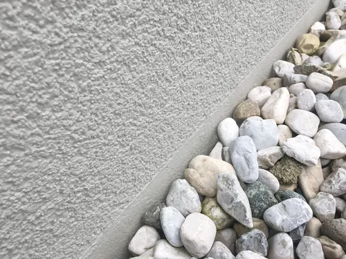 Schnelle Abdichtung im Sockel-, Wand- und Bodenbereich