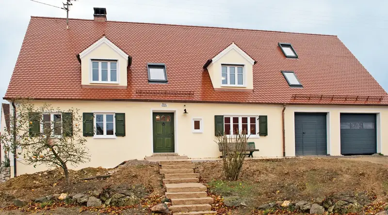 Ökologische Kalkputze für ein Bauernhaus aus dem 16. Jhd. in Ebermergen