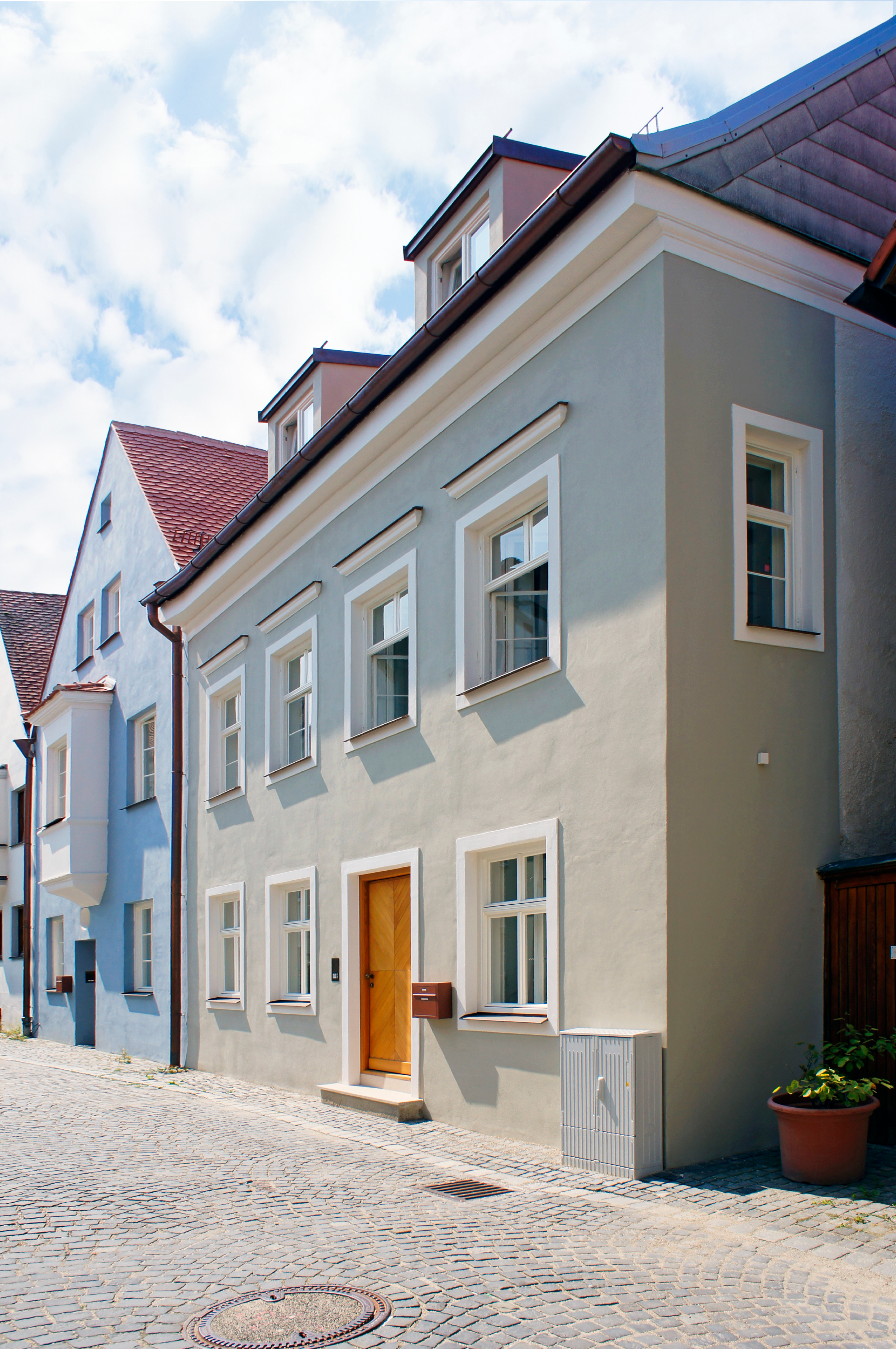 Aussenansicht vom Freisinger Herrenhaus am Domberg