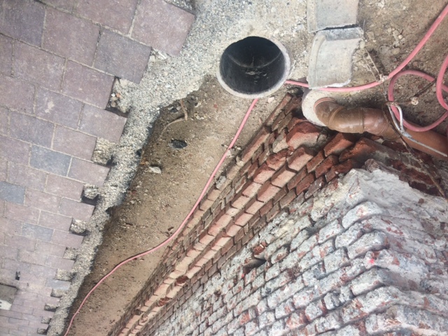 Sockelbereich bei einen Denkmal 