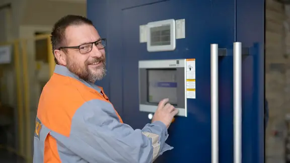 Mitarbeiter Lager und Verkaufsstelle 100 % (m/w)