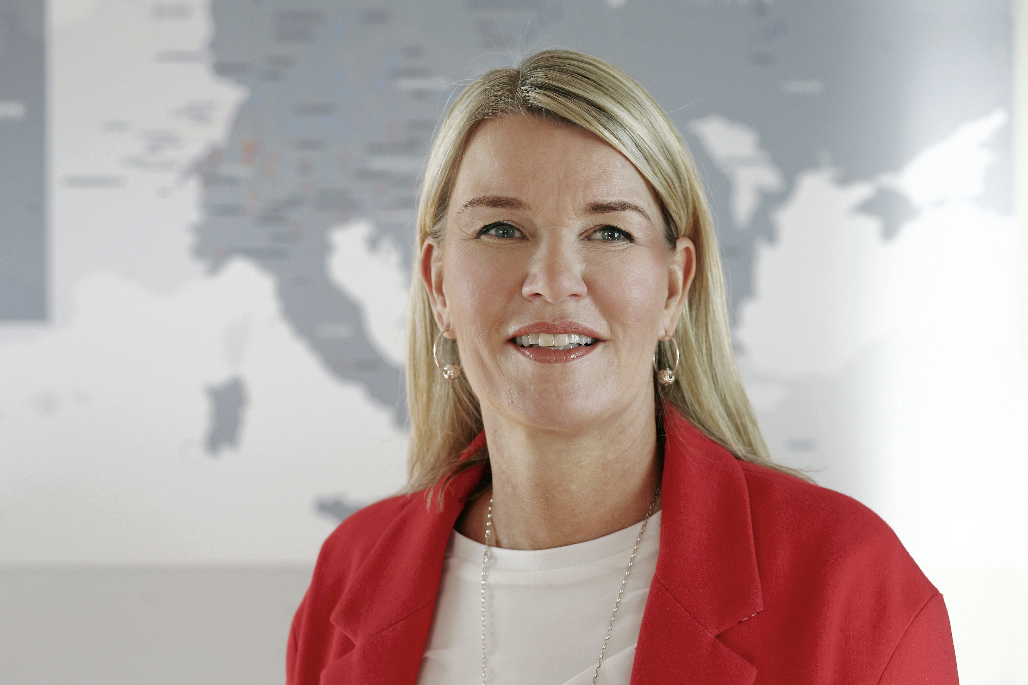 Frau Ina Stopar leitet der Personalabteilung