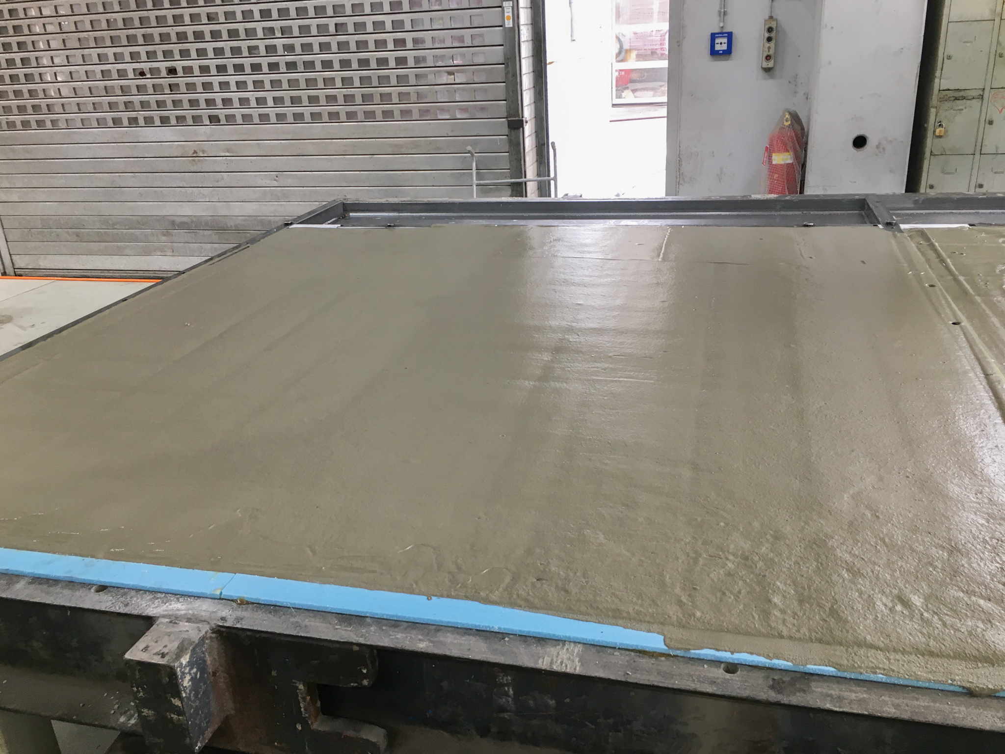 Fläche mit POR® Schaummörtel ausgefüllt