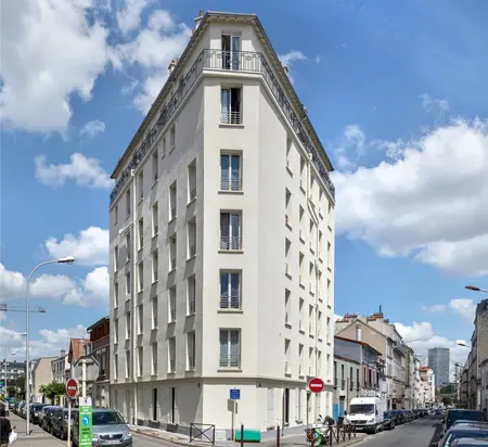 Apartment building in Le Kremlin-Bicêtre/France
