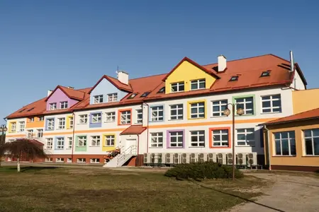 Szkoła Podstawowa im. Henryka Sienkiewicza w Sadlinkach