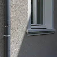 Selbst anspruchsvolle Bereiche wie Fensterlaibungen ließen sich durch den Einsatz von Dämmputz effizient und denkmalgerecht dämmen.