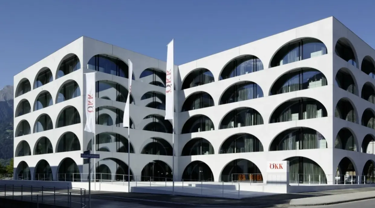 Immeuble de bureaux siège social ÖKK nouvelle construction Landquart