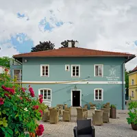 Saniertes Hotel in Dachau erstrahlt dank des Einsatzes unseres Sanierputzes