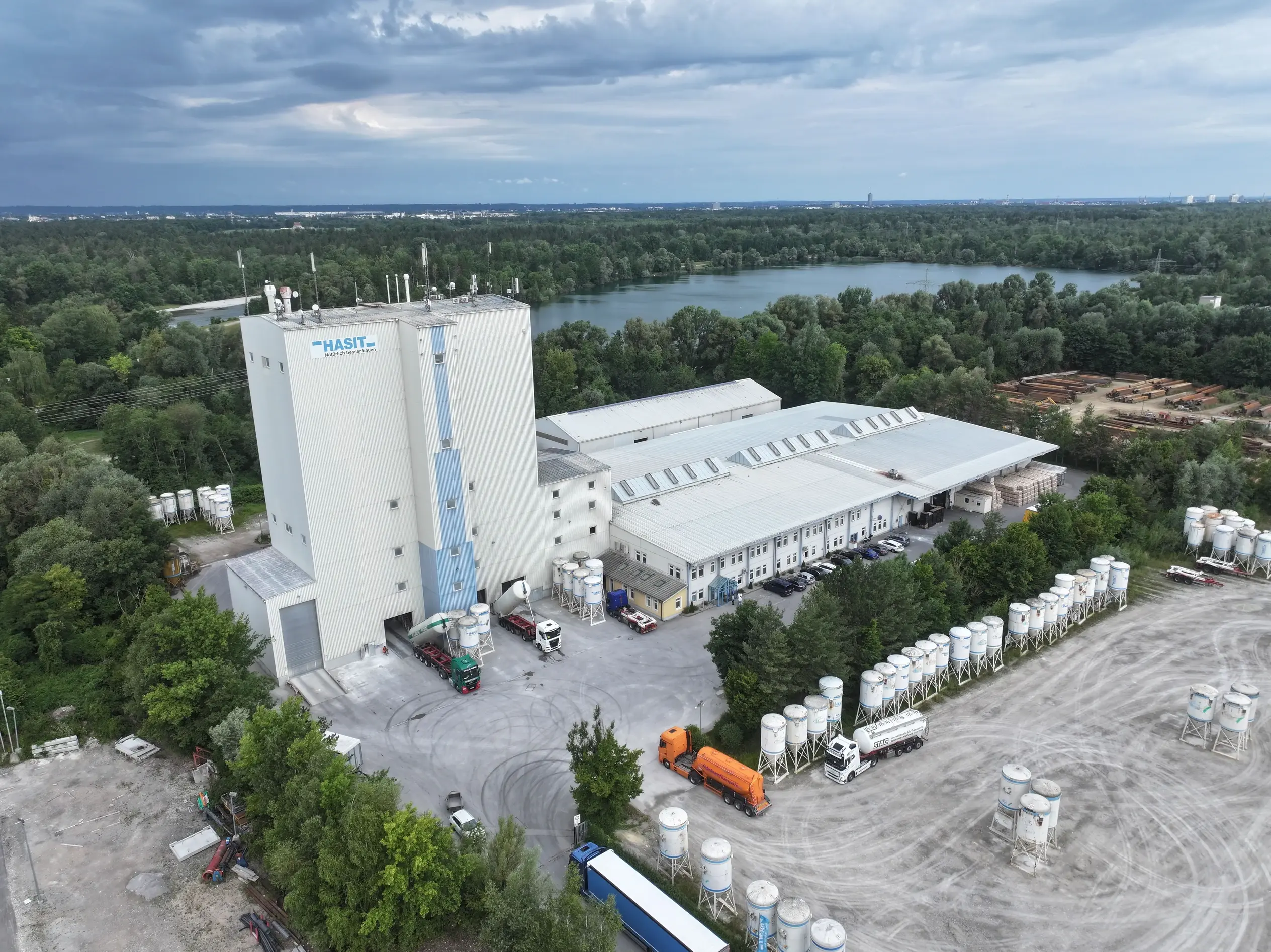 Luftaufnahme Werk Kissing - Trockenmörtelproduktion 