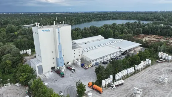 Unser Produktionswerk in Kissing von oben