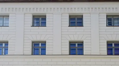 Handwerkskunst und Trasskalk – Hingucker für Wohnhaus in München