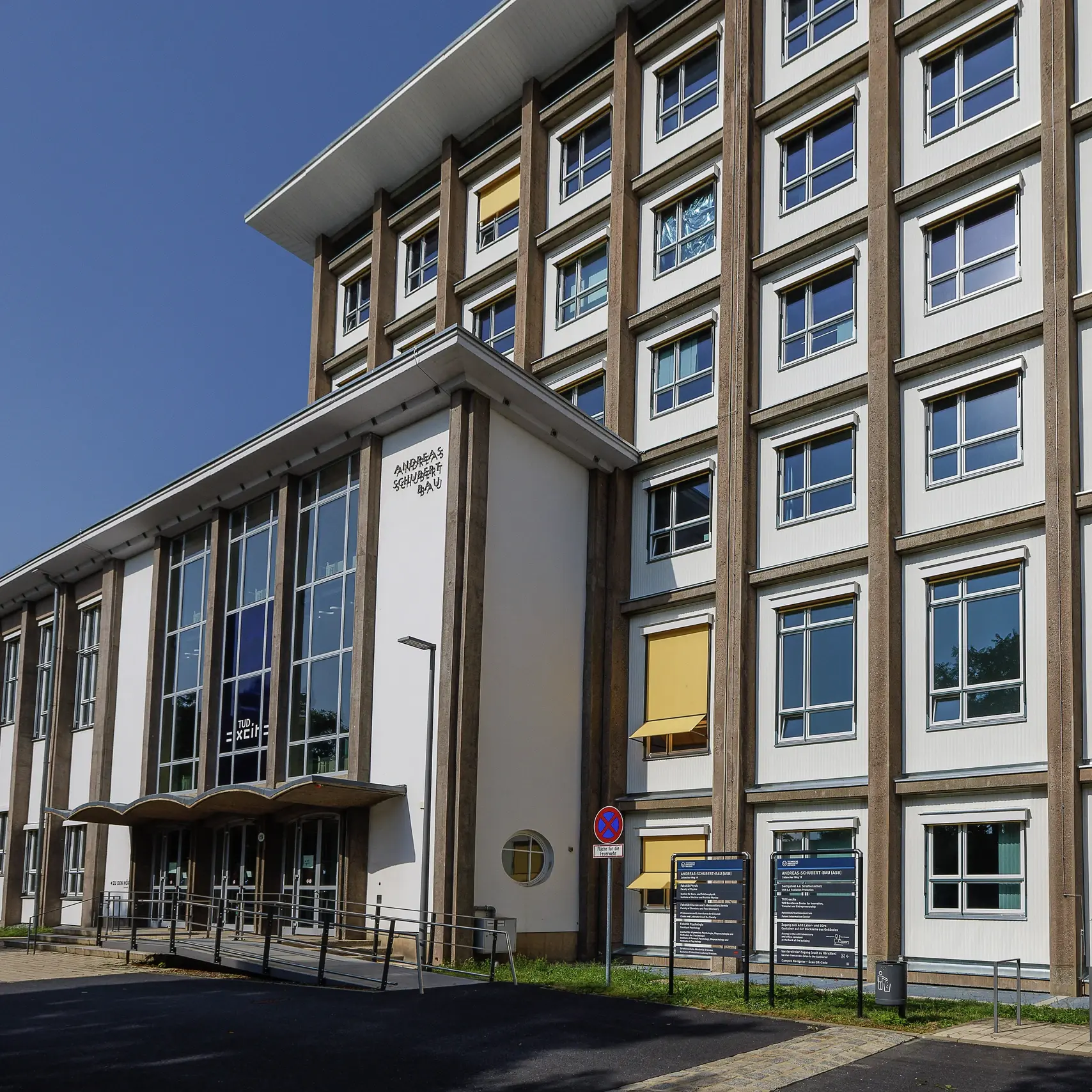 Sanierter Schubert-Bau in Dresden mit mineralischen Baustofflösungen von HASIT