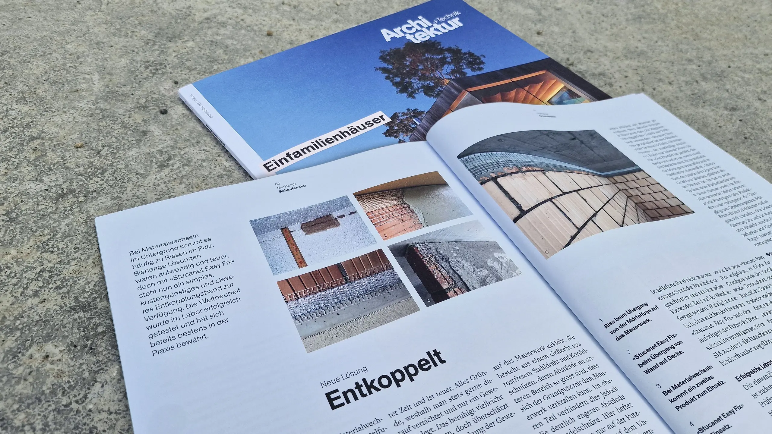 Titelblatt des Magazins "Architektur+Technik" mit dem aufgeschlagenen Artikel zur Weltneuheit Stucanet® Easy Fix Entkopplungsband