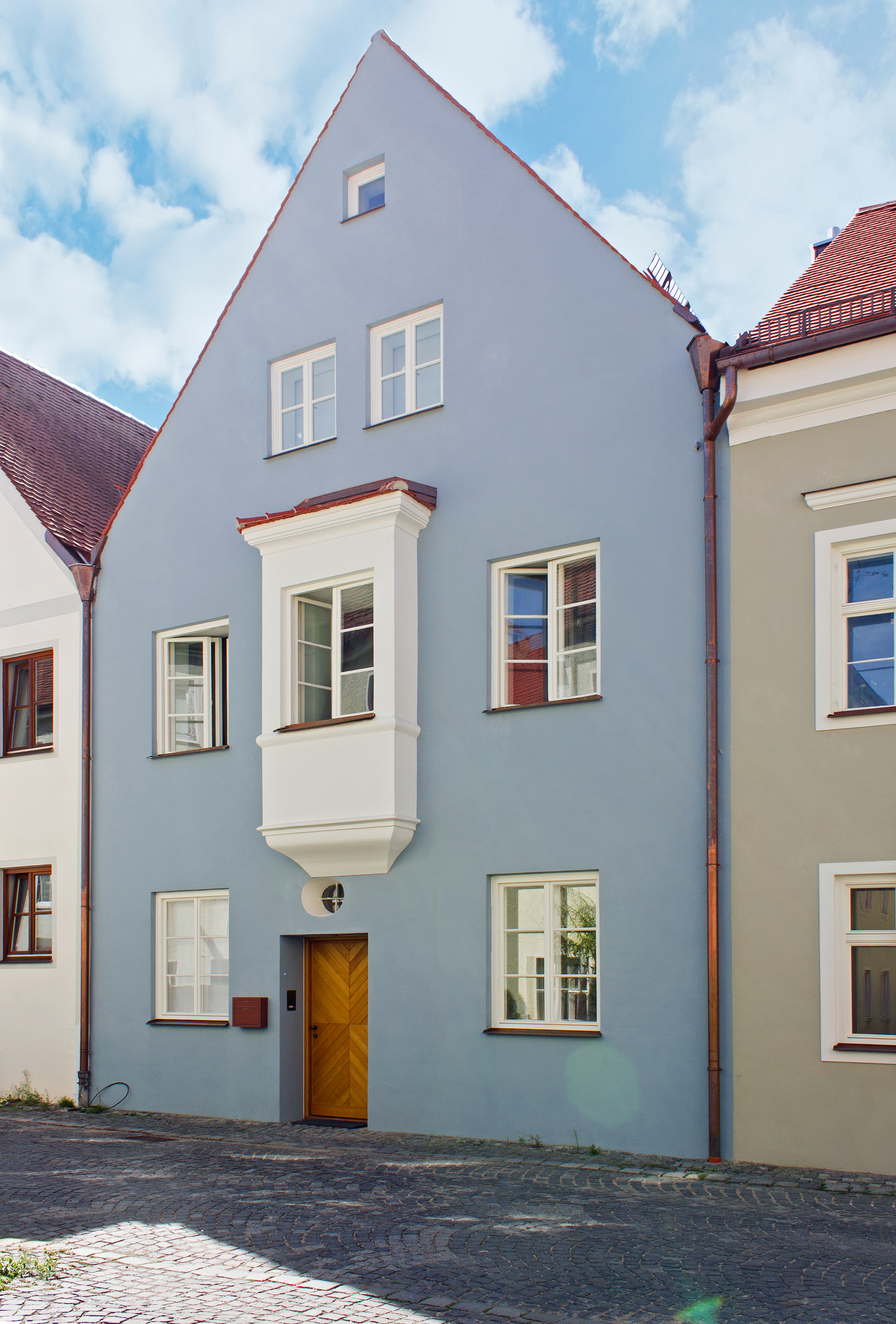 Außenansicht des denkmalgeschützten Domherrrenhauses 