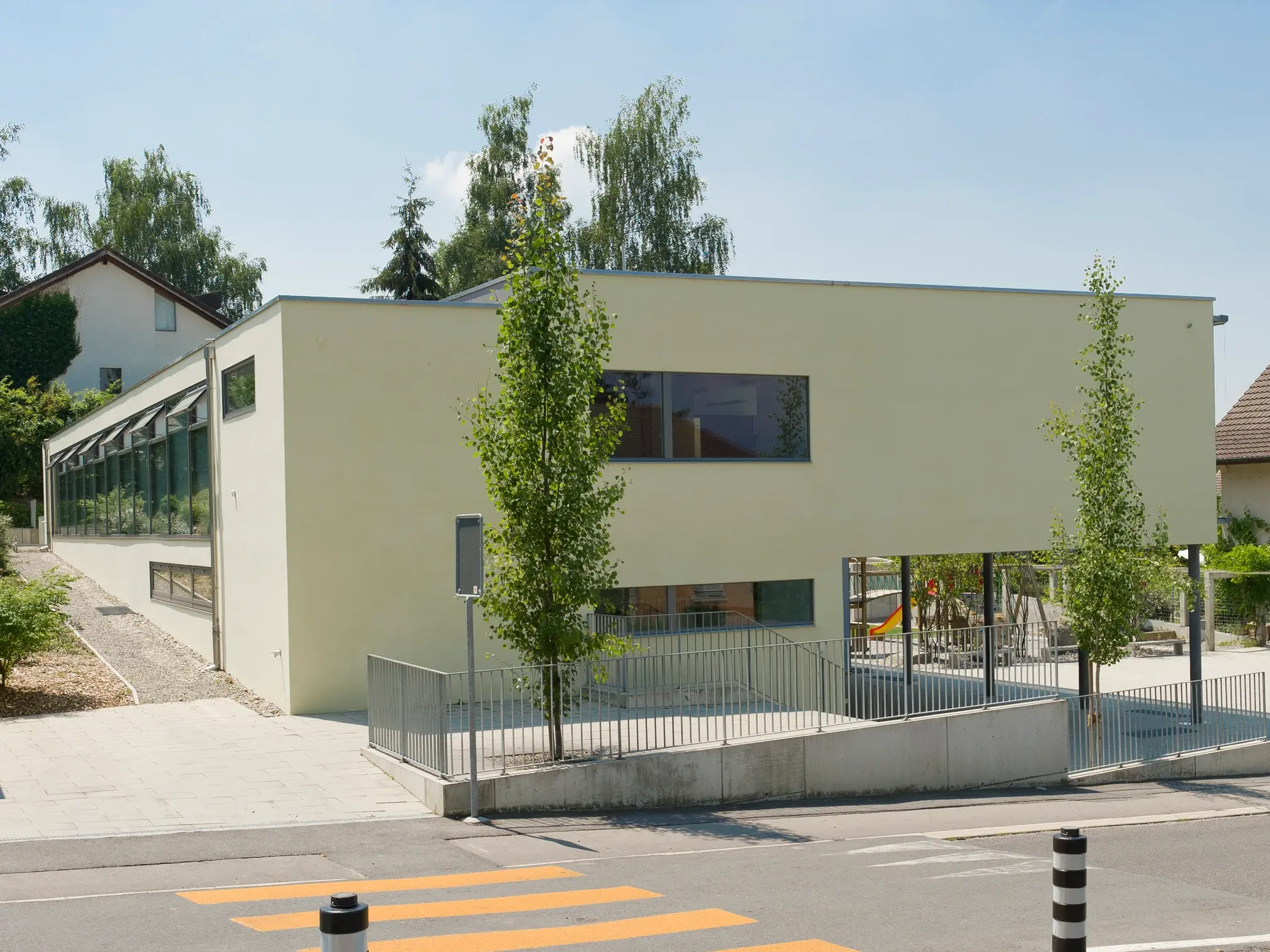 École Kreuzbergstrasse Kerzers