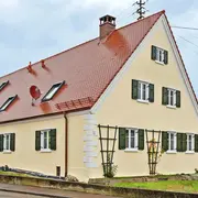 Ansicht der Außenfassade des Bauernhauses in Ebermergen