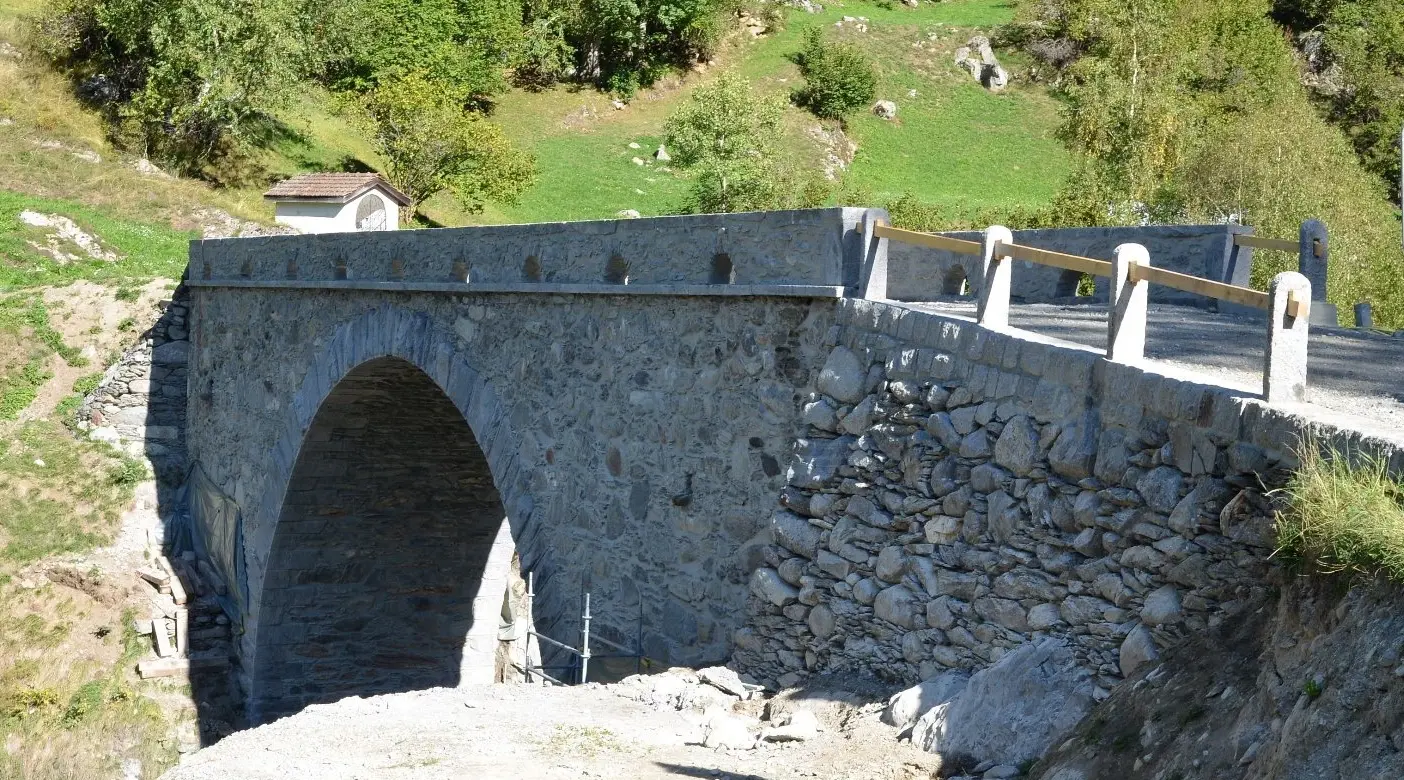 Brücke «La Punt da Scangles Sut» Instandsetzung Medel Lucmagn