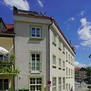 Ansicht der Fassade einer Stadtvilla in Bad Tölz
