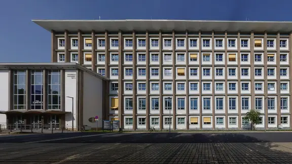 Mit Dämmputz saniertes Andreas-Schubert-Bauwerk in Dresden.