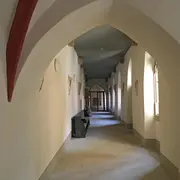 Beeindruckend - der Kreuzgang vom Kloster Zeitz wurde mit Dämmputz HASIT FIXIT 222 fachmännisch saniert.