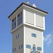 Außenansicht des Wasserturms in Erding